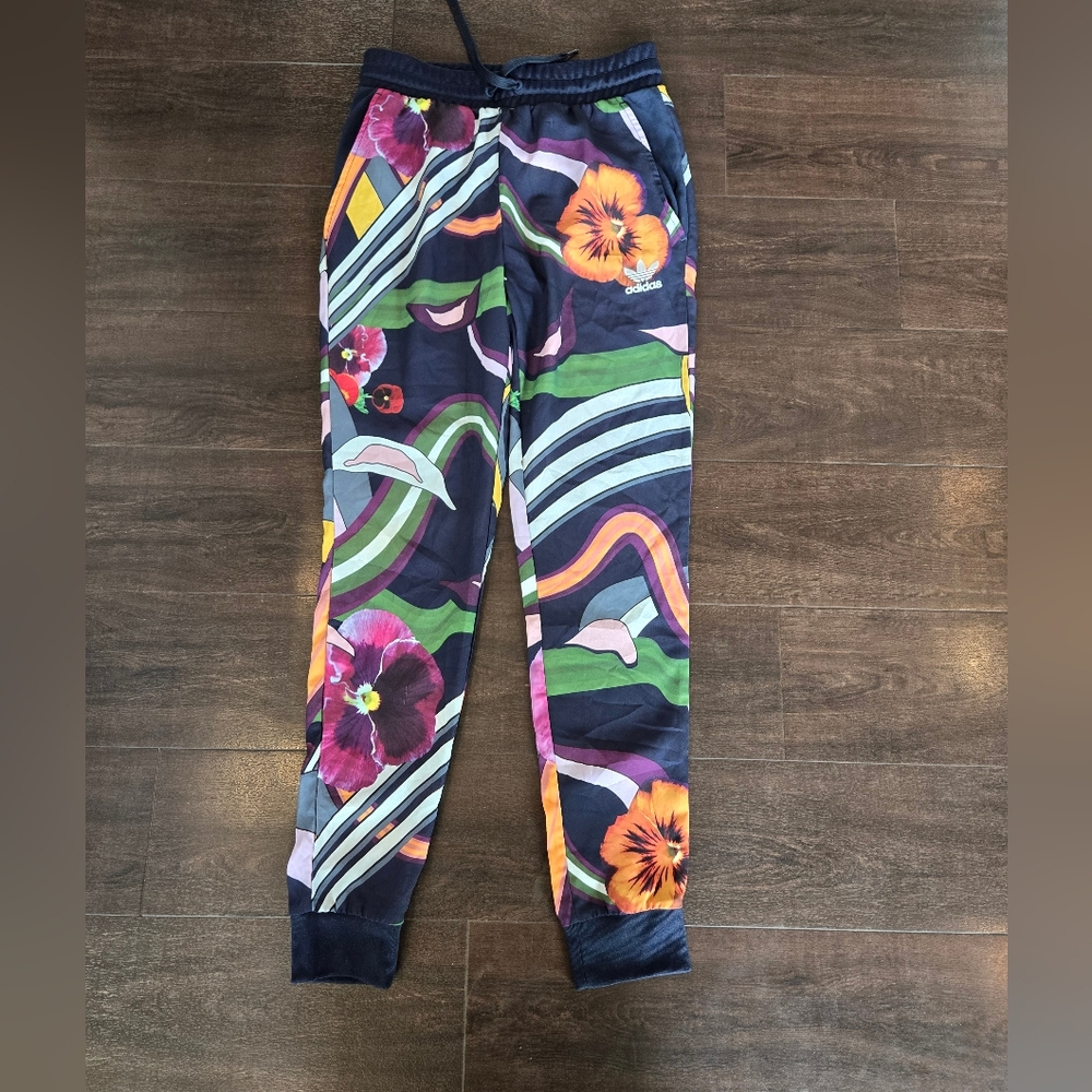 XS Adidas Pants